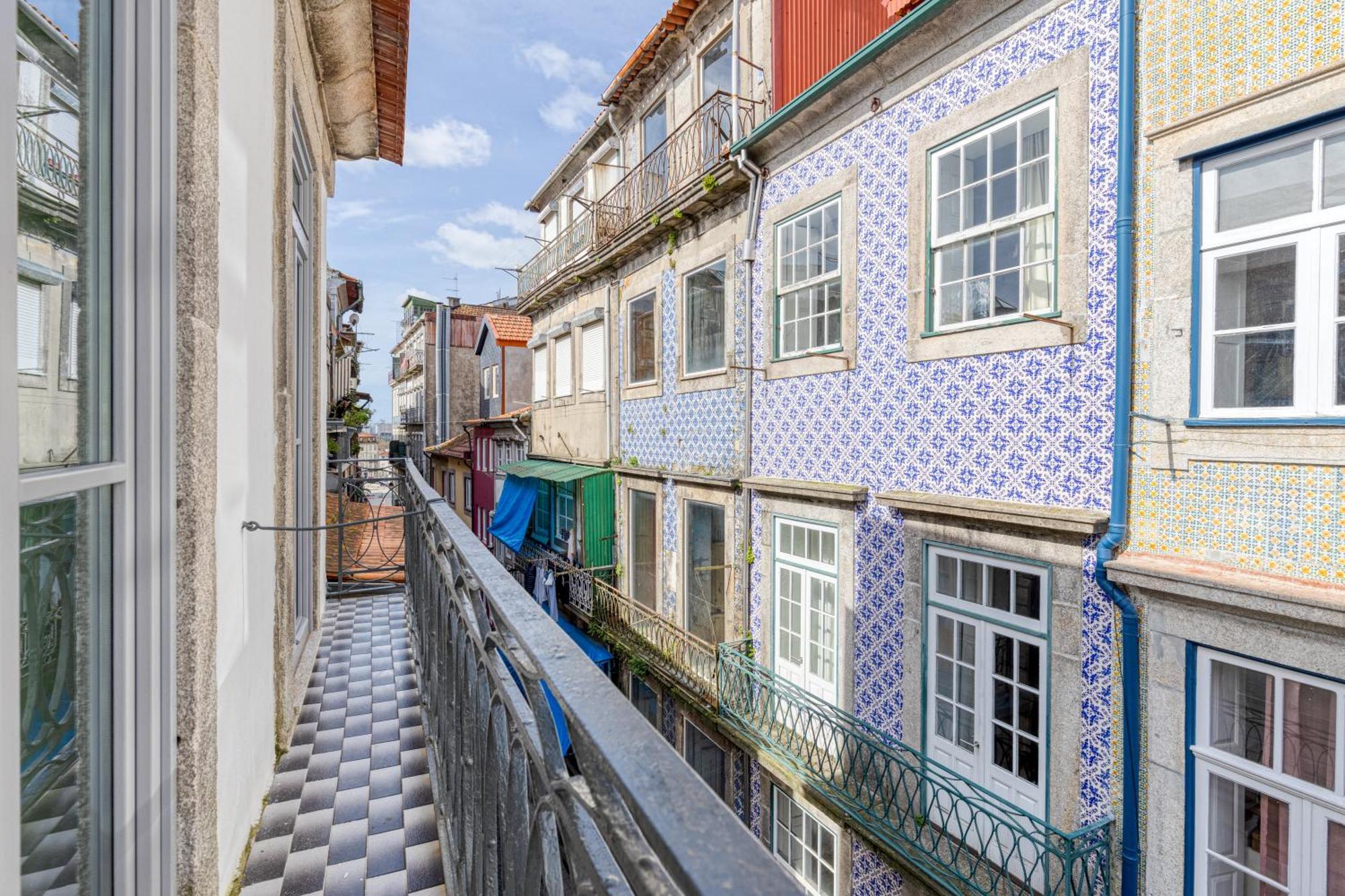 Ferienwohnung Oporto Guest Casa Dos Clerigos Exterior foto