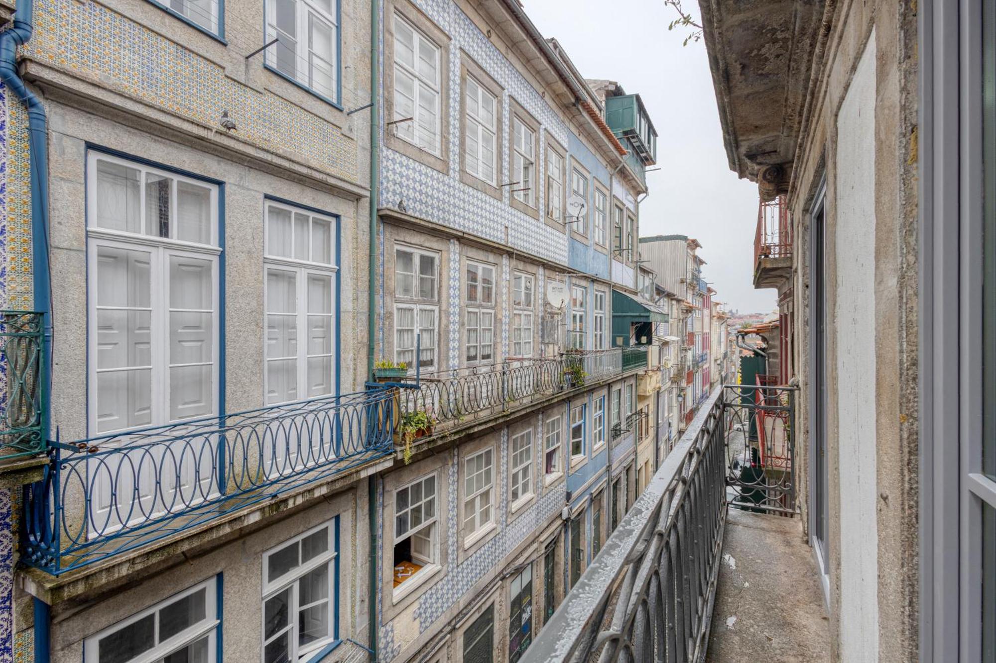 Ferienwohnung Oporto Guest Casa Dos Clerigos Exterior foto